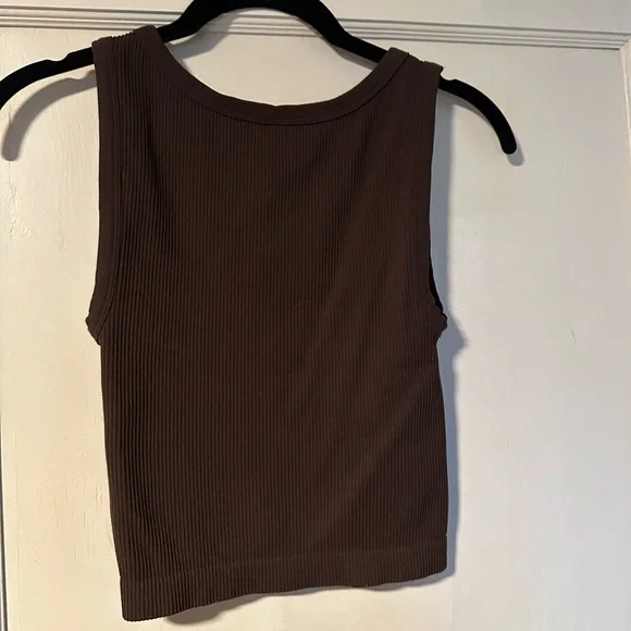 Sunday Best Ribbed Tank Top - Picture 3 of 3